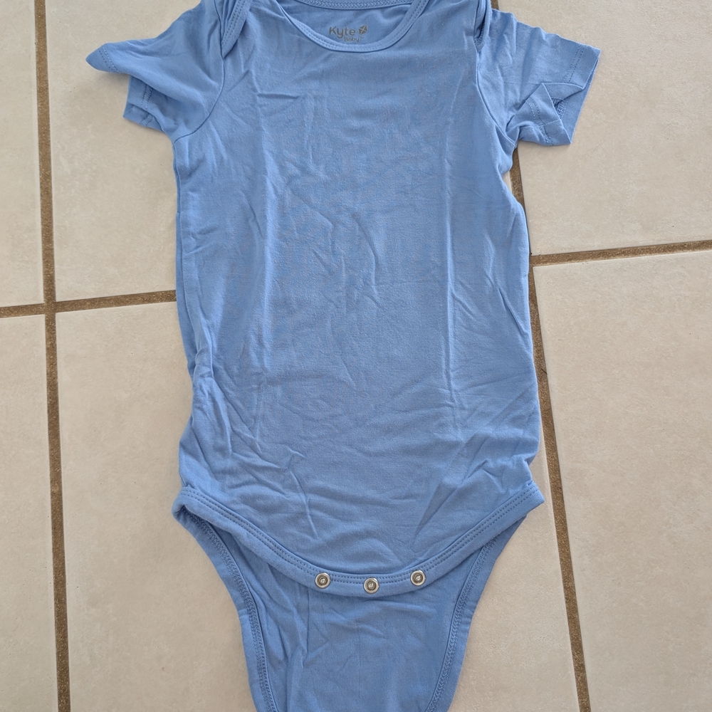 Kyte BABY Periwinkle Baby Onesie 18-24 Mo